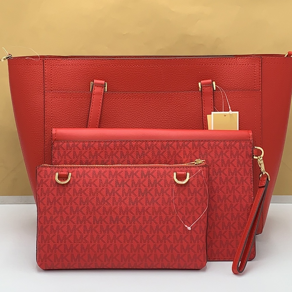 MICHAEL KORS
Maisie Large Pebbled Leather 3-in-1 Tote Bag Flame multi co… - Picture 10 of 16